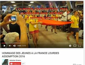 2016 08 12 AU 16  LOURDES HOMMAGE DES JEUNES A NOTRE FRANCE